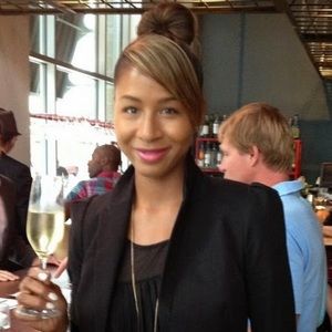 Meet your Posher, Kendra